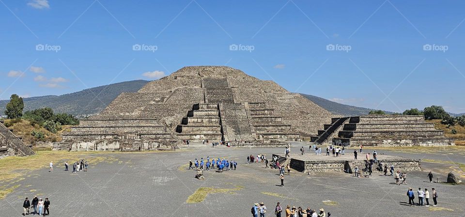 pyramid of moon