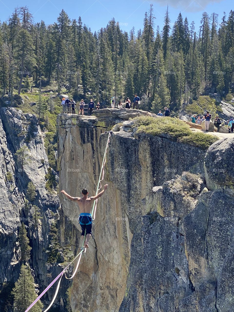 Slack lining 