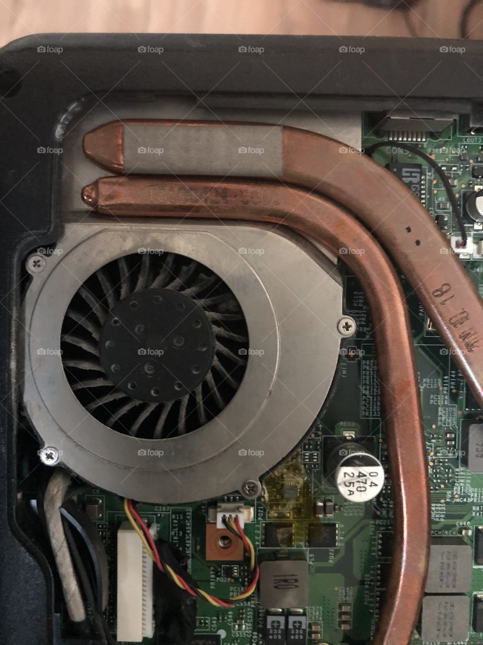 Computer chip cooling fan