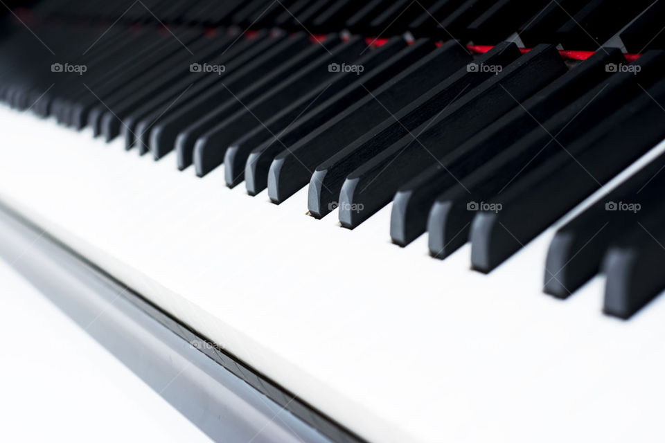 piano keyboard