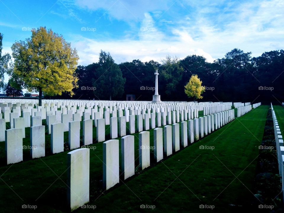 rows of tombstones in  Vleteren Belgium cemetery