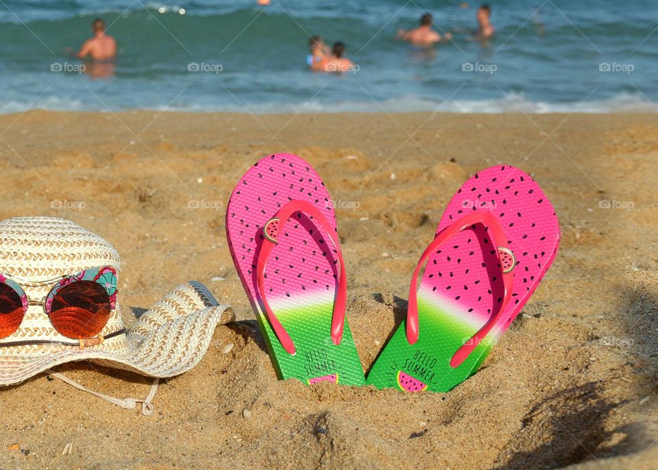 Complementary Colors, Flip Flops