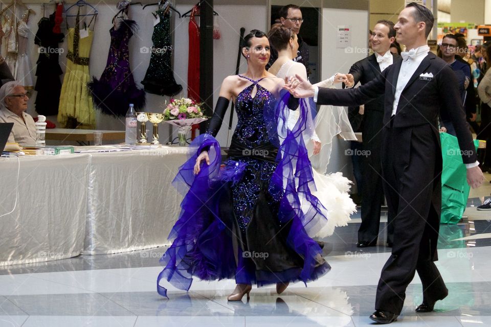 Couple Dancing  In A Dance Contest