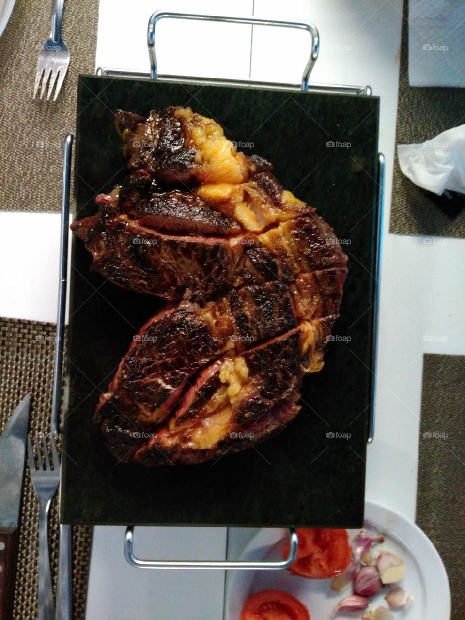 Carne a la piedra