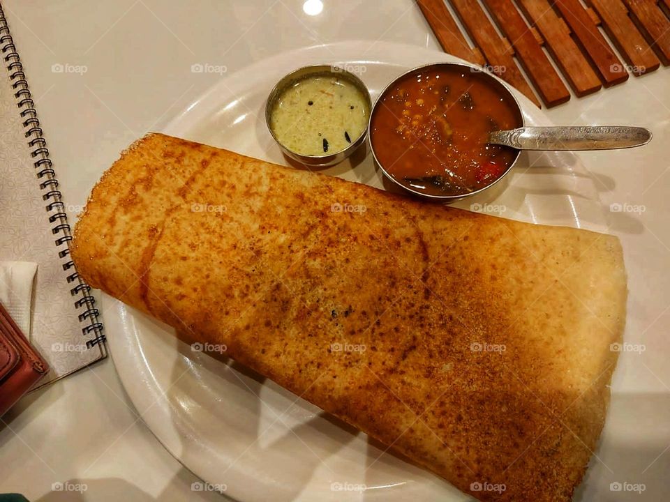 That dosa looks delicious! It's making me hungry just looking at it. 😋🍽️