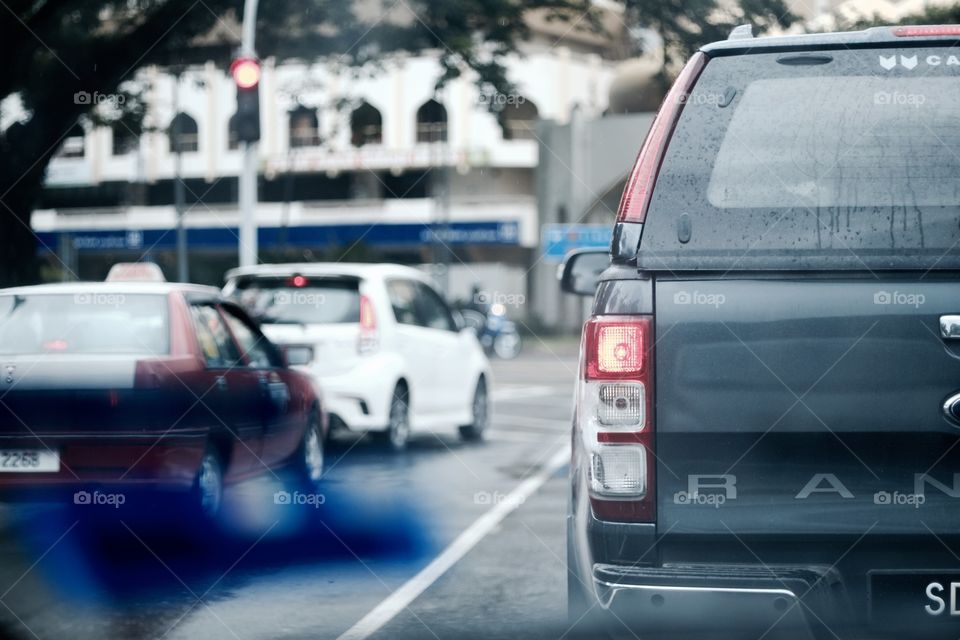 Waiting the traffic light