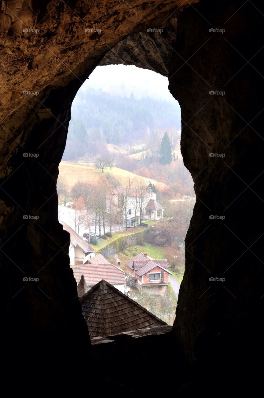 Postjona view from castle predjama