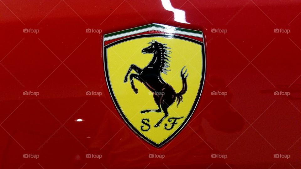 Ferrari logo