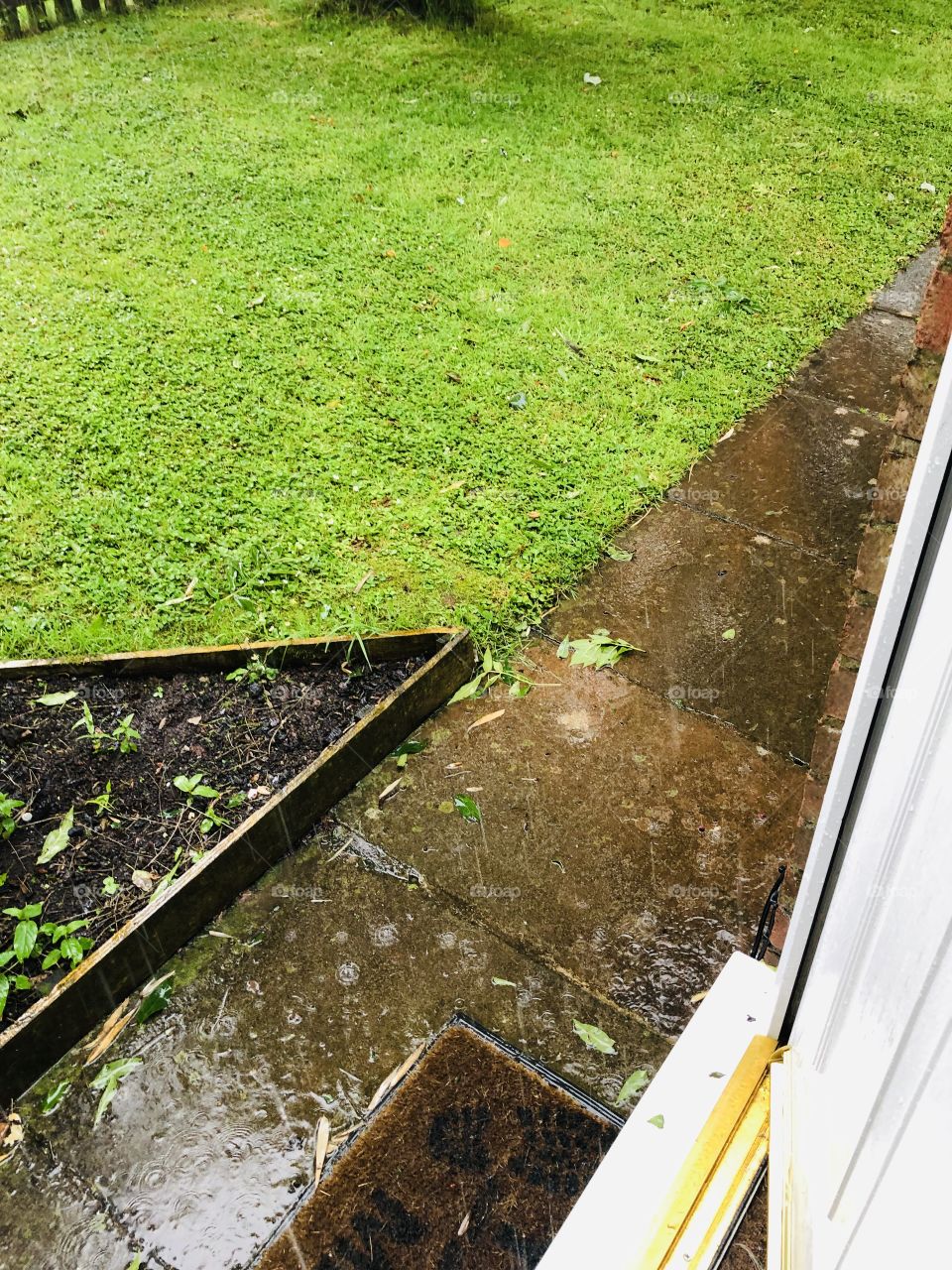 It’s bucketing down 🙄