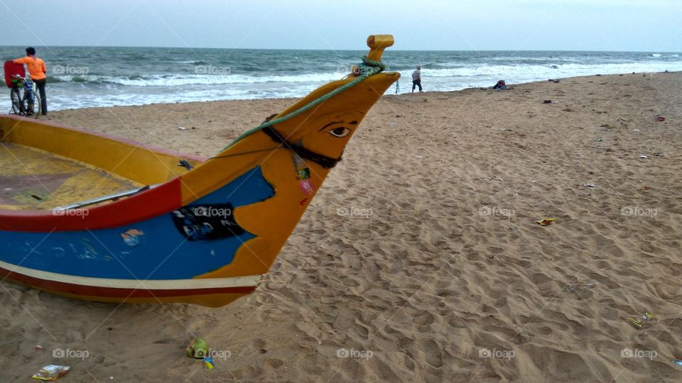 the boat in seashore