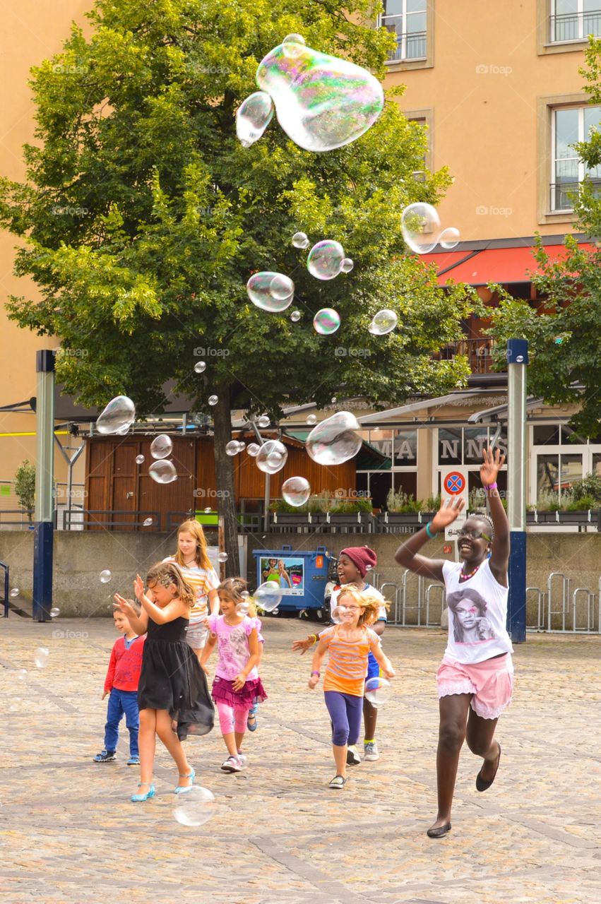 Bubbles and kids