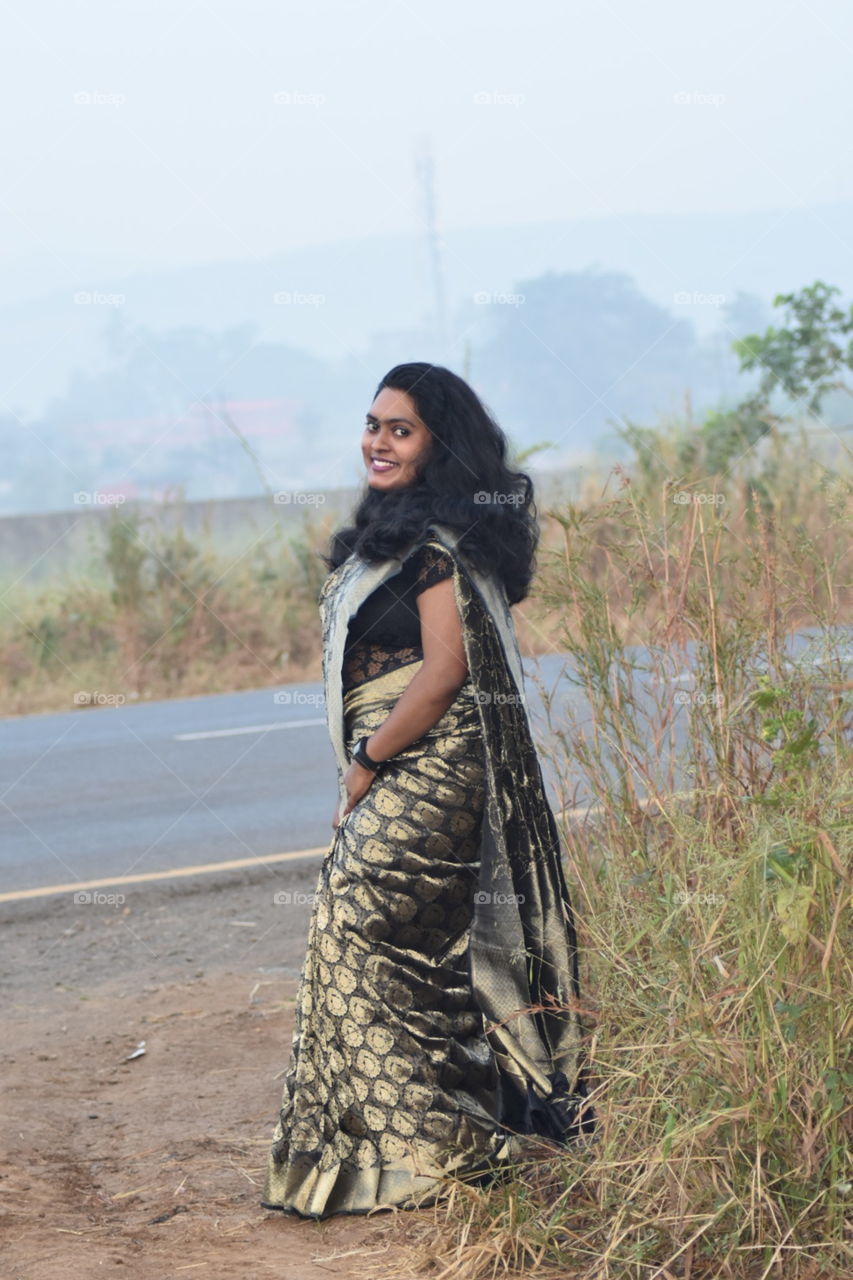 Indian Girl wearing saree photography from Kalyan Maharashtra India