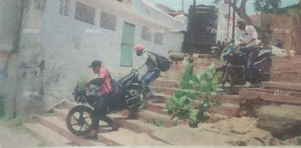 many people searching shortcut to avoid police restrictions in lockdown period. because main roads are totally closed due to lockdown period. so people are taking this type action in our Bhopal city.