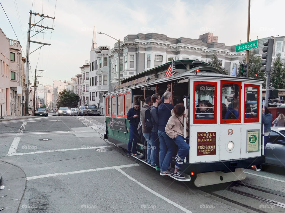 The cable car at San Francisco.