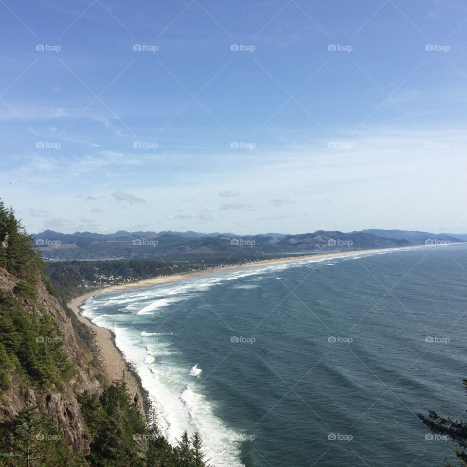 Coastal view of the Pacific Ocean 