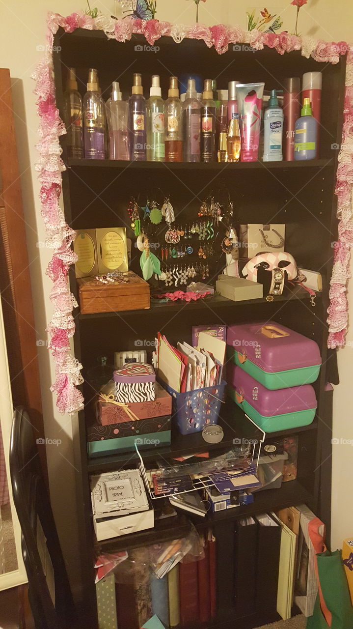 Girly Shelves
