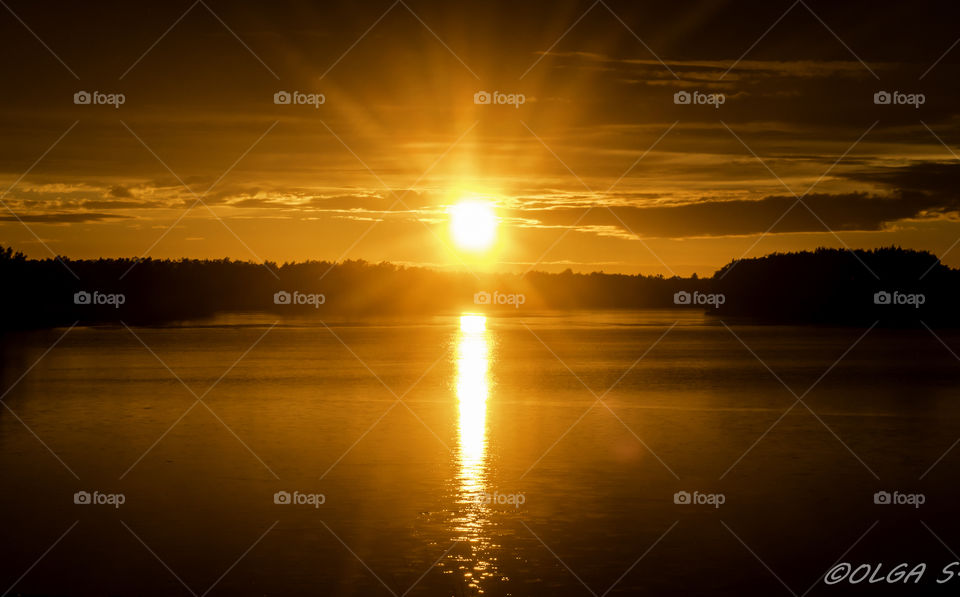 Закат солнца нед Северной Двиной в Архангельске в августе
