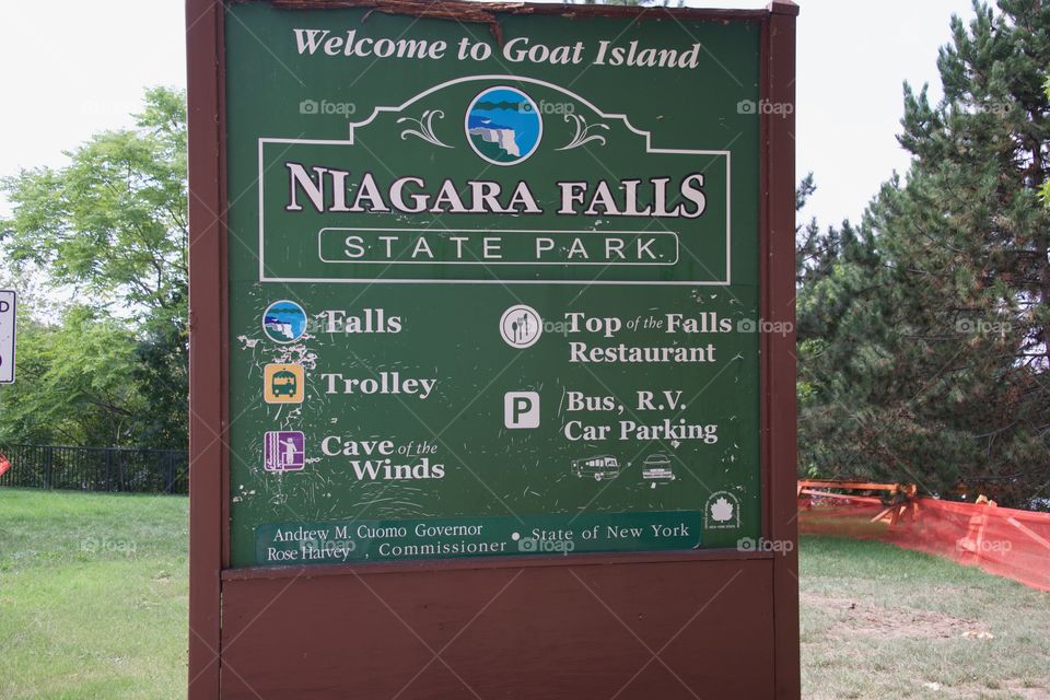 Niagra falls sign