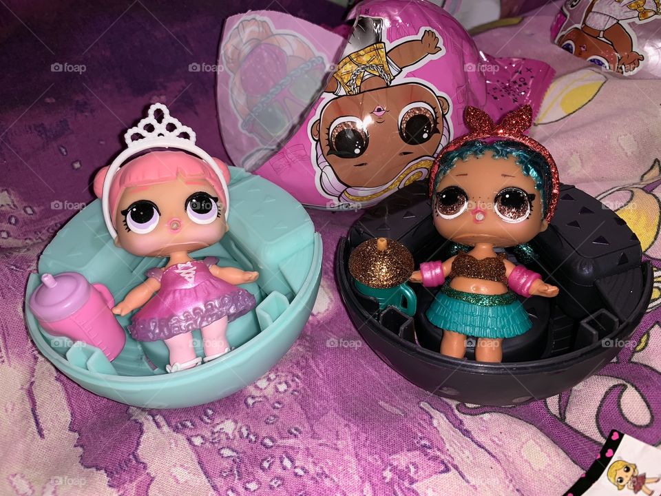 Center Stage and Coconut Q.T. Lol-surprise dolls