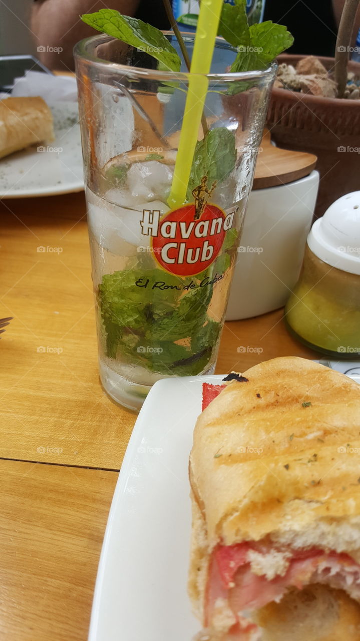 Just a quick meal in old Havana with a nice mojito made from fresh mint and Havana club rum