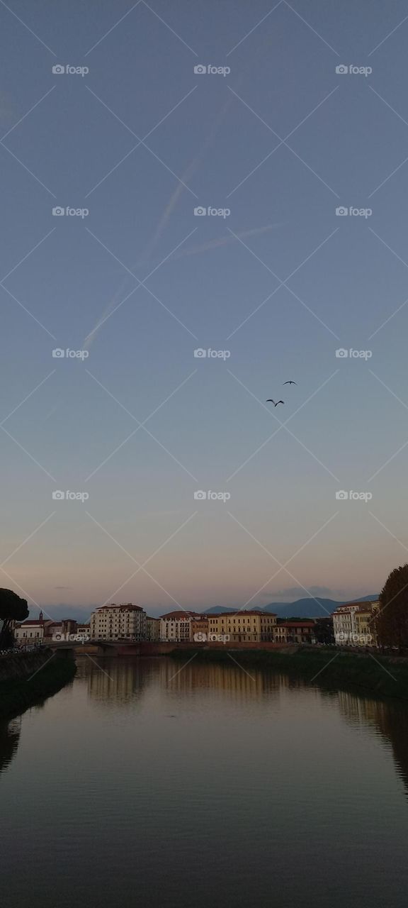 El atardecer y el reflejo