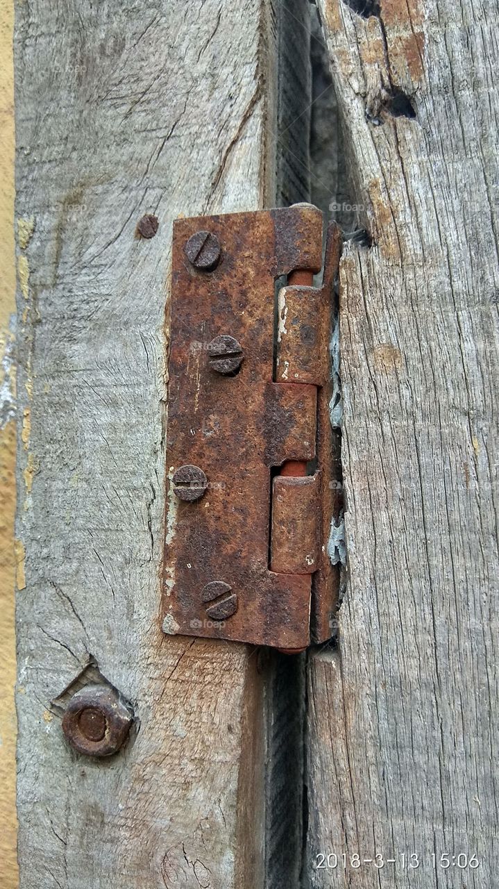 old days...it's over 95years iron with corrosion...