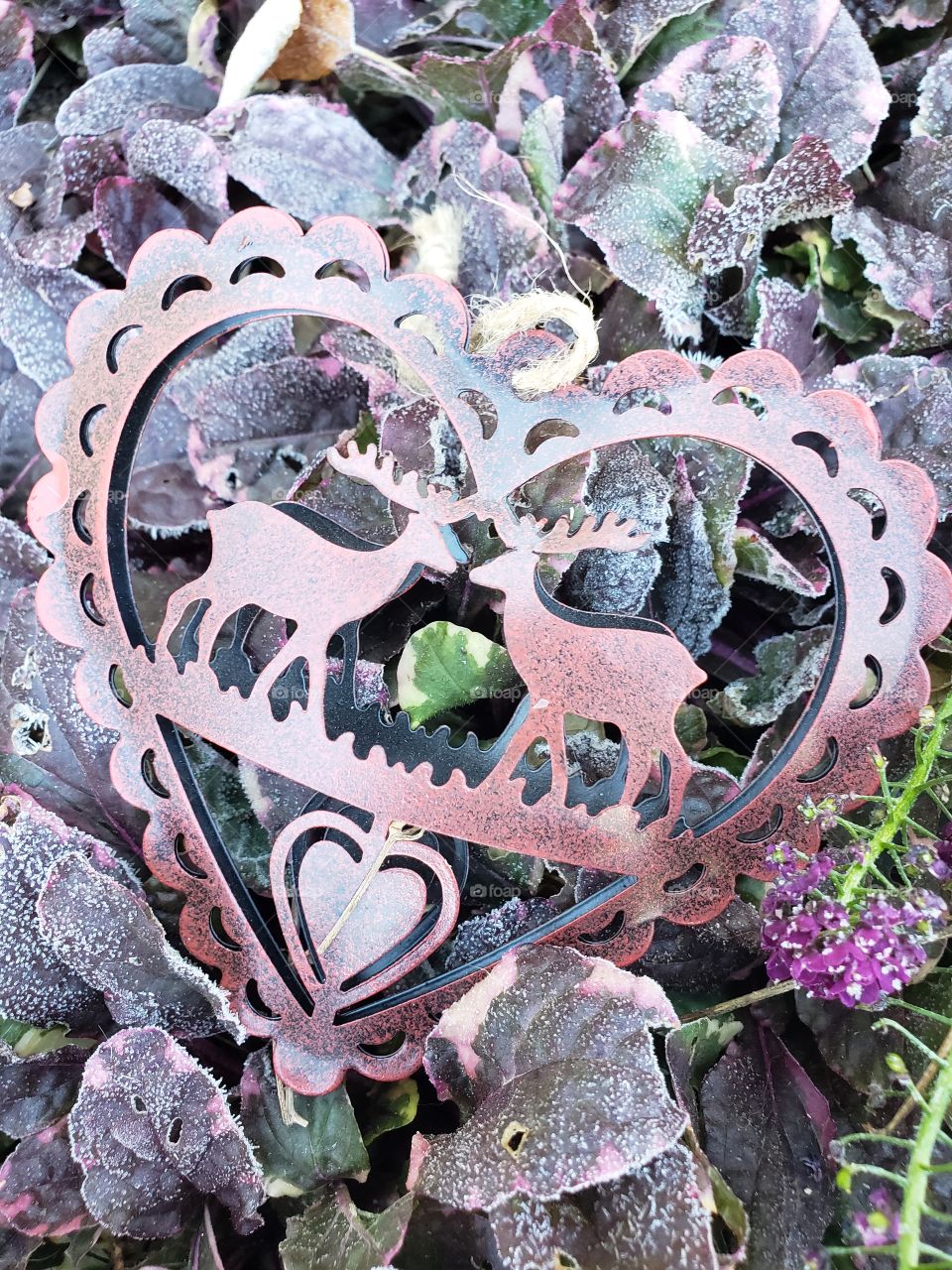 heart ornament red with deer