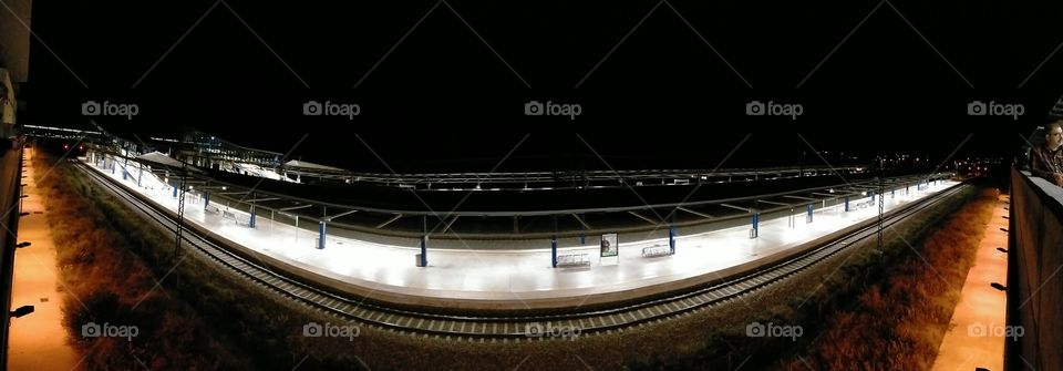 esperando el tren...