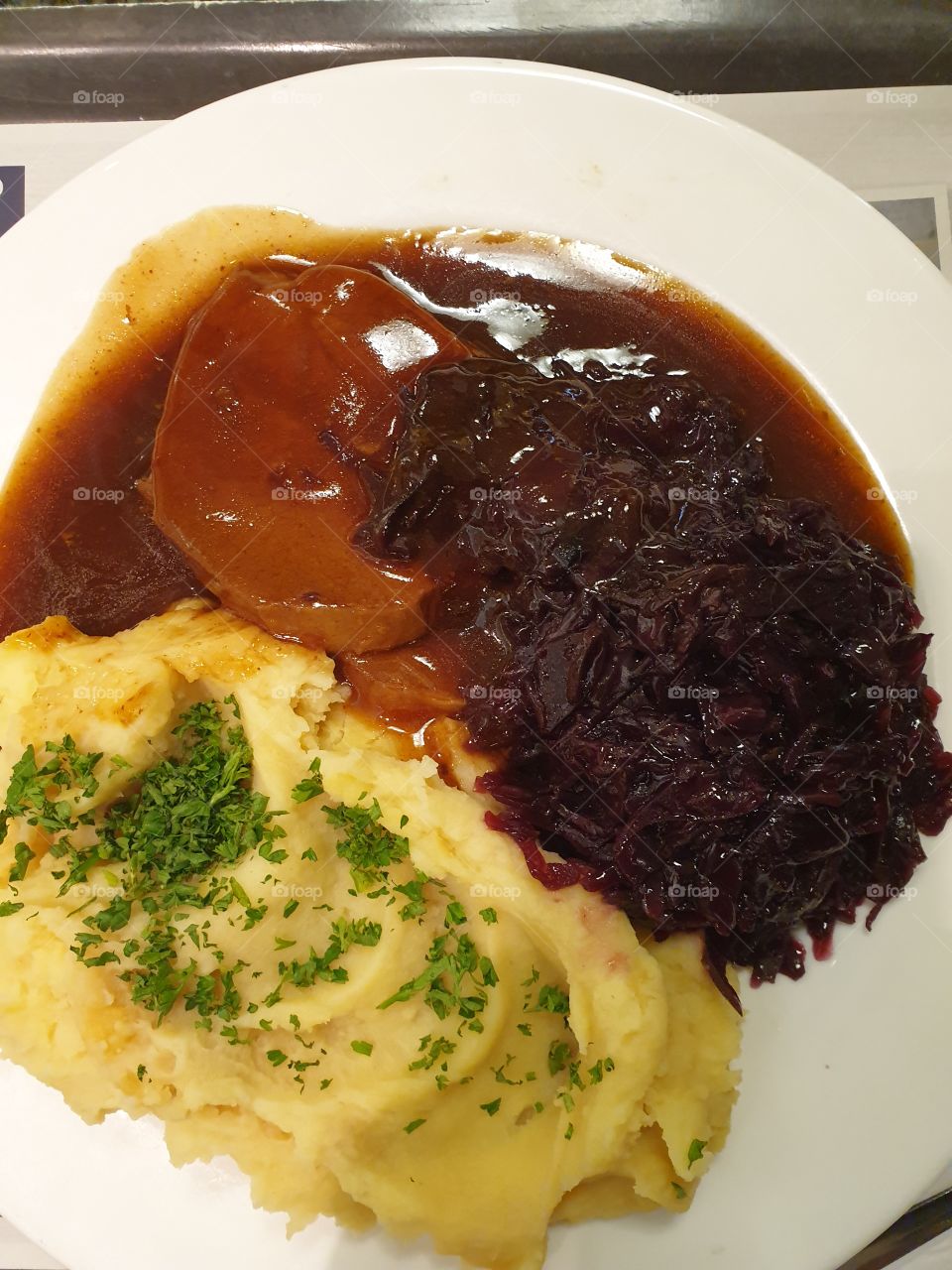 Rindersauerbraten