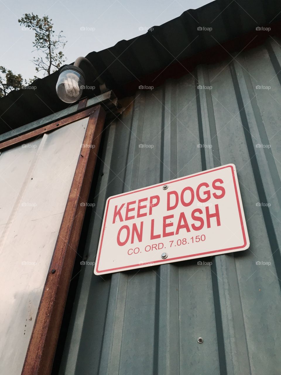 Keep Dogs on Leash