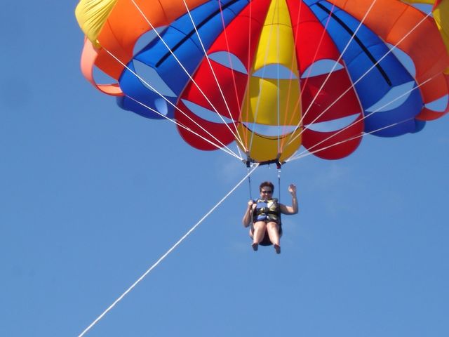 Parasailing in Aruba