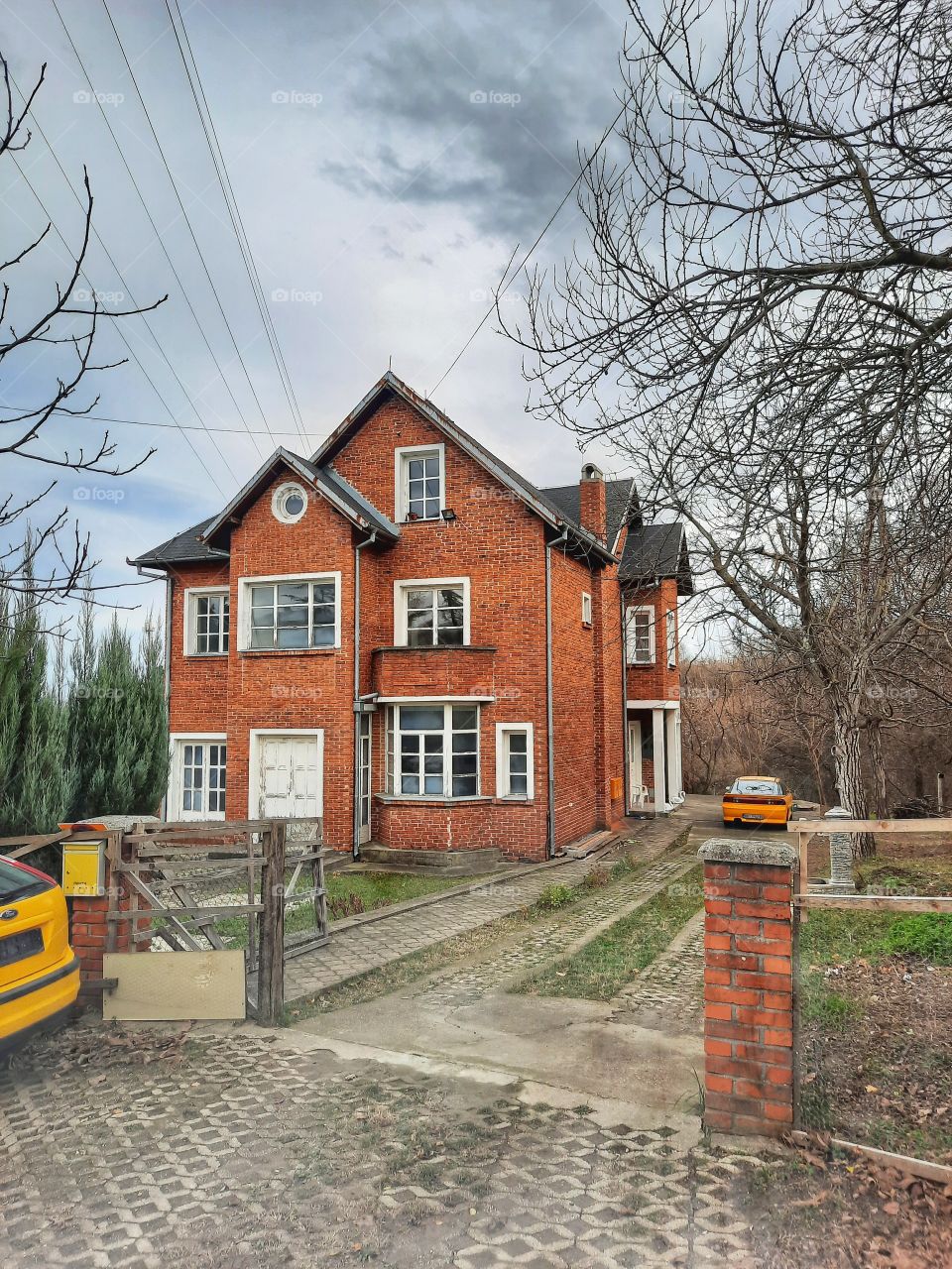 Bird hospital. Arandjelovac, Serbia. 🐦