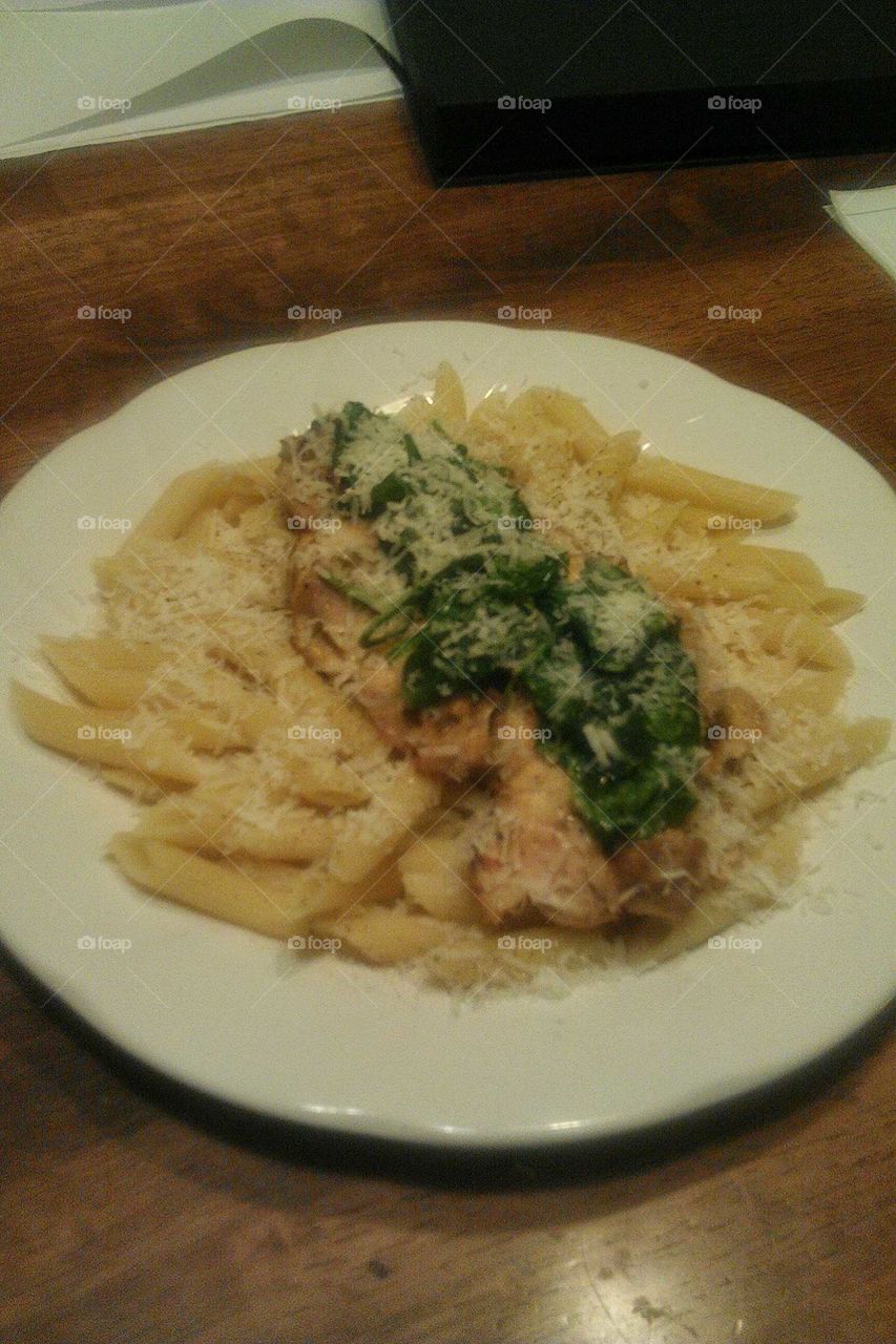 pasta chicken spinach and cheese