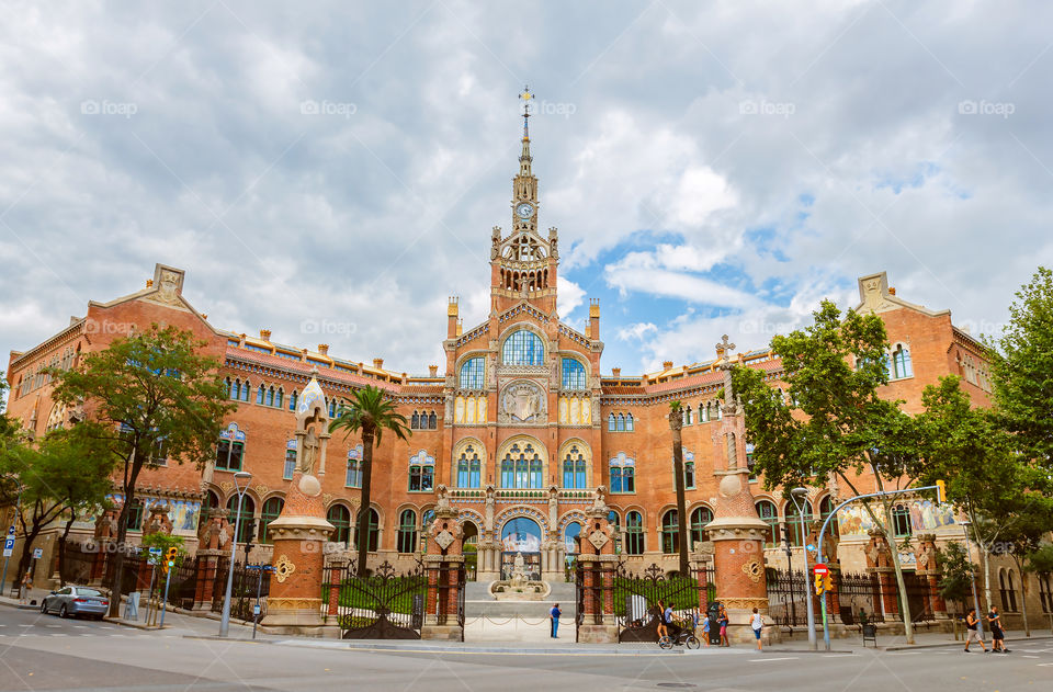 Stunning church; great landmark in Barcelona