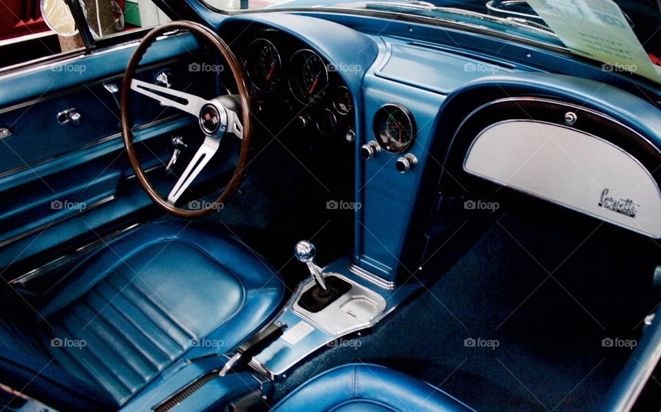 blue corvettes dashboard steering wheel