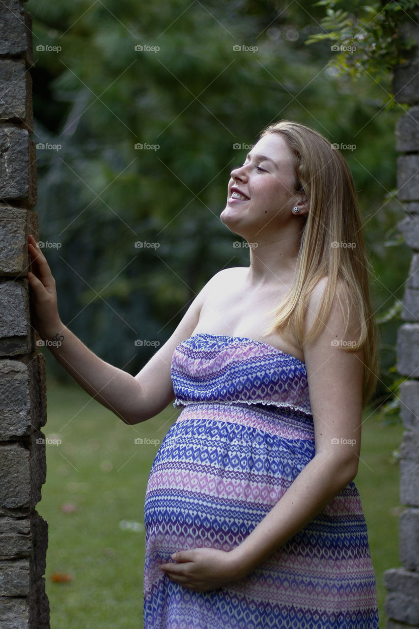 a happy pregnant