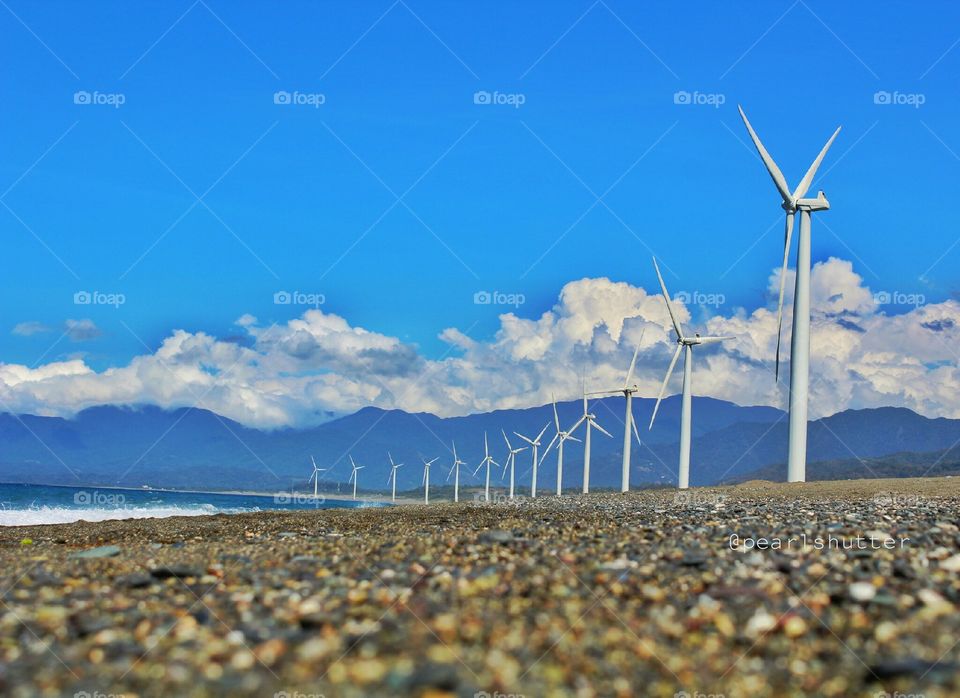 Travelling makes me see every page of the world. No matter how hot the Sun was but this kind of view will make you say " The heat never bothered me anyway." 🌤️