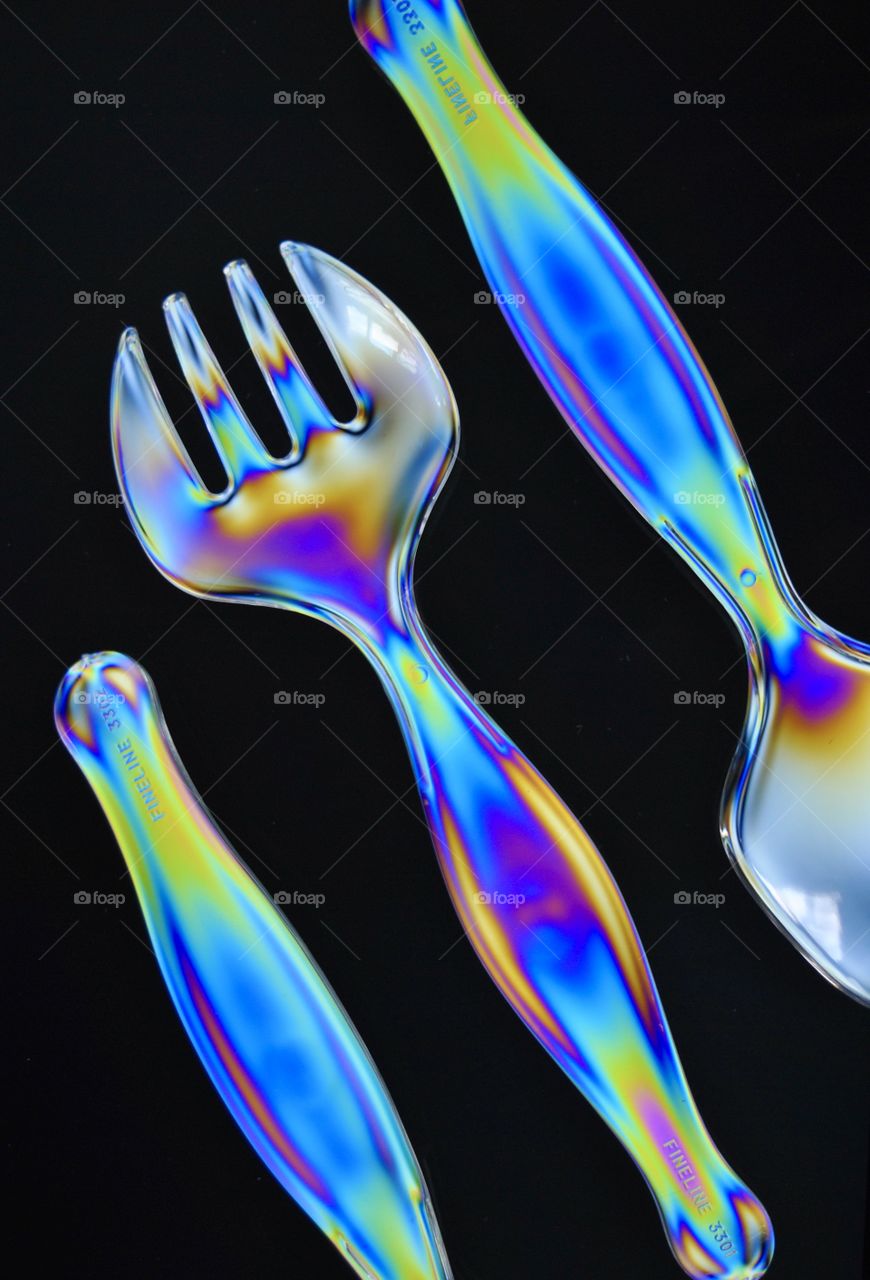 Plastic Serving fork and spoon under cross polarization