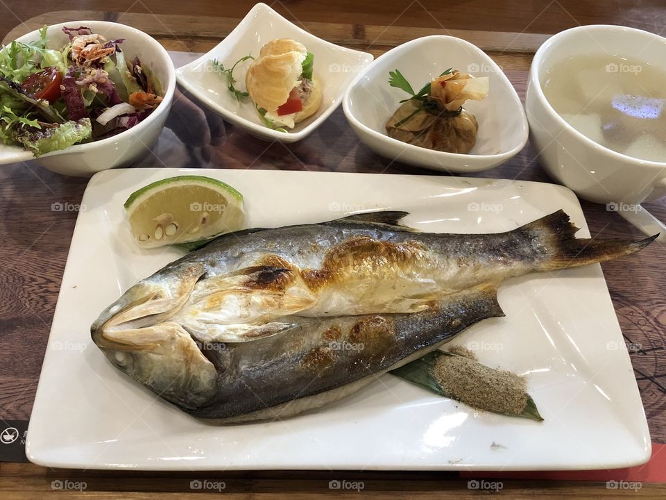 Grilled fish