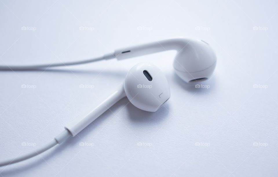 Ear phones