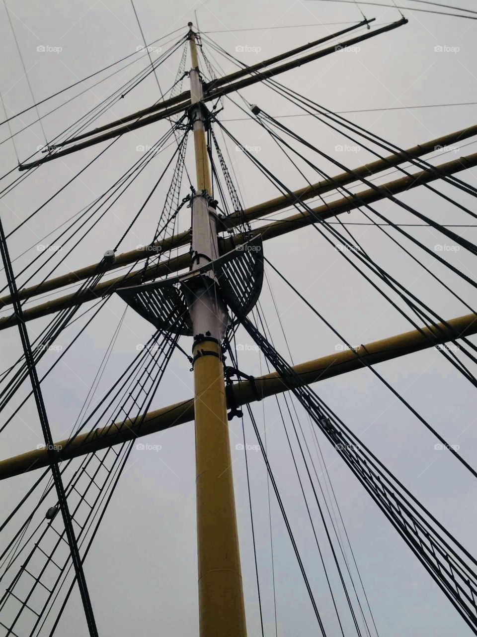 Sailboat mast