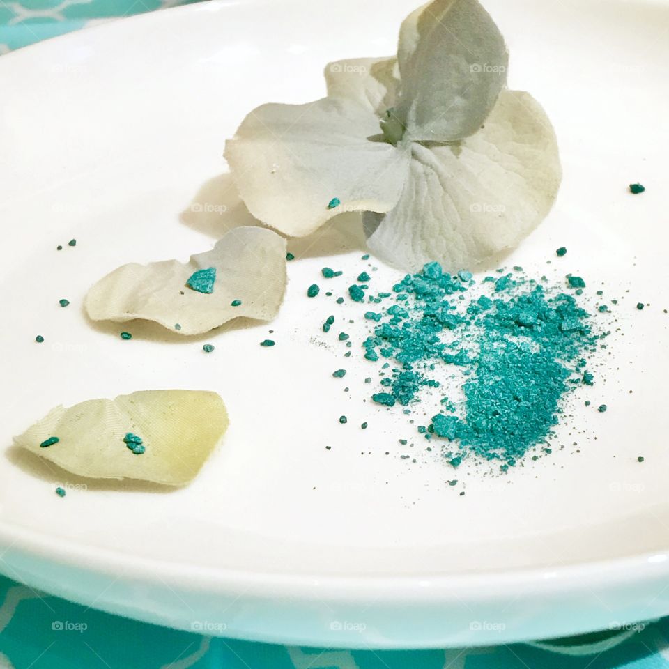 Teal Makeup Powder