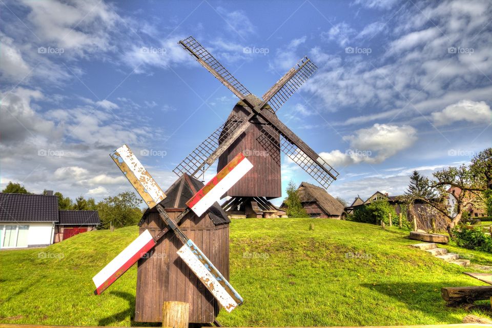 Windmill'nsky