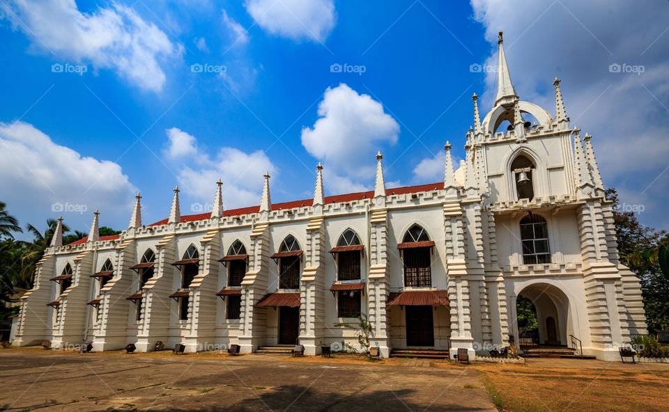 This beautiful Mãe de Deus Parish Church was built in 1873 in Saligao, North Goa is a major tourist attraction.