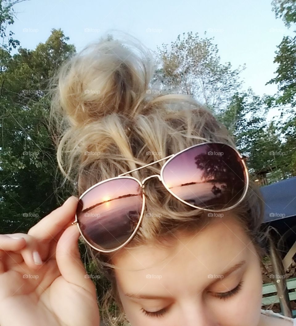 Messy buns and sunset suns.