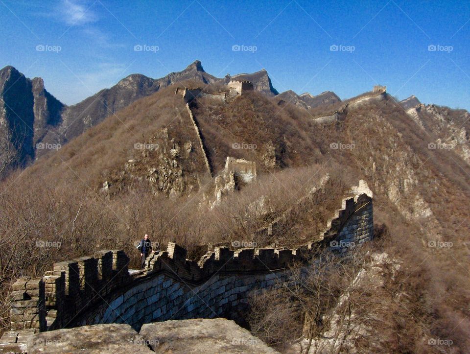 Hiking the ruins of The Great Wall