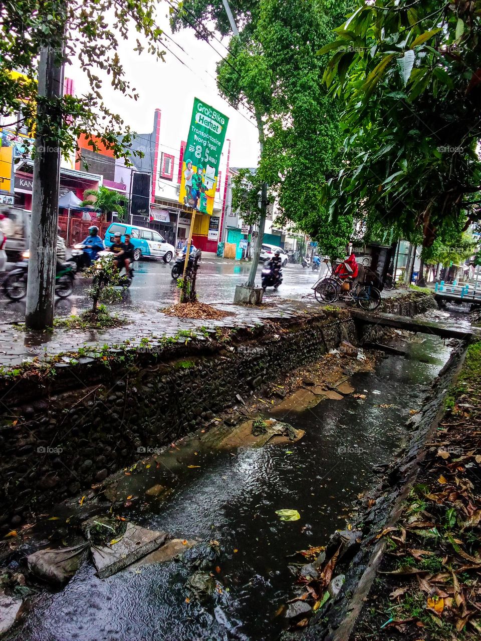 The atmosphere of the city of Tegal in the rain