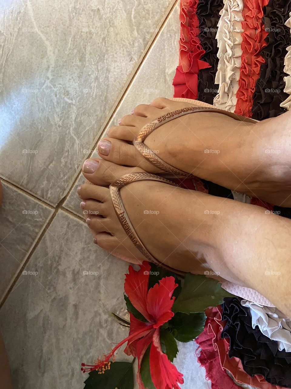 feet