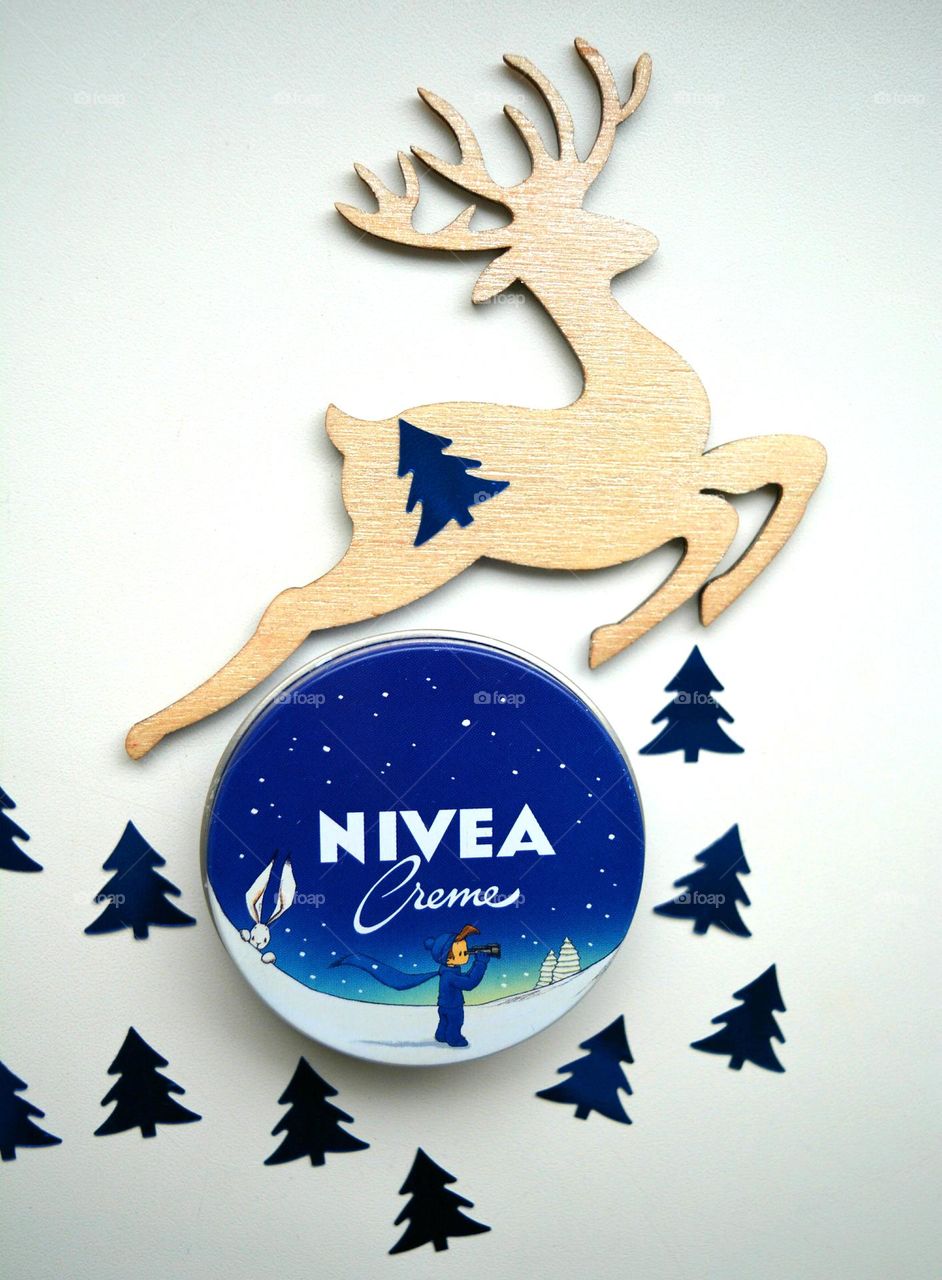 Nivea cream and Christmas decorations, Christmas gift 🎁