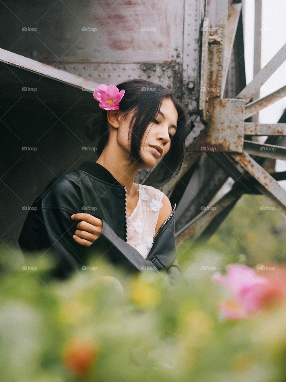 Portrait of young beautiful asian woman 